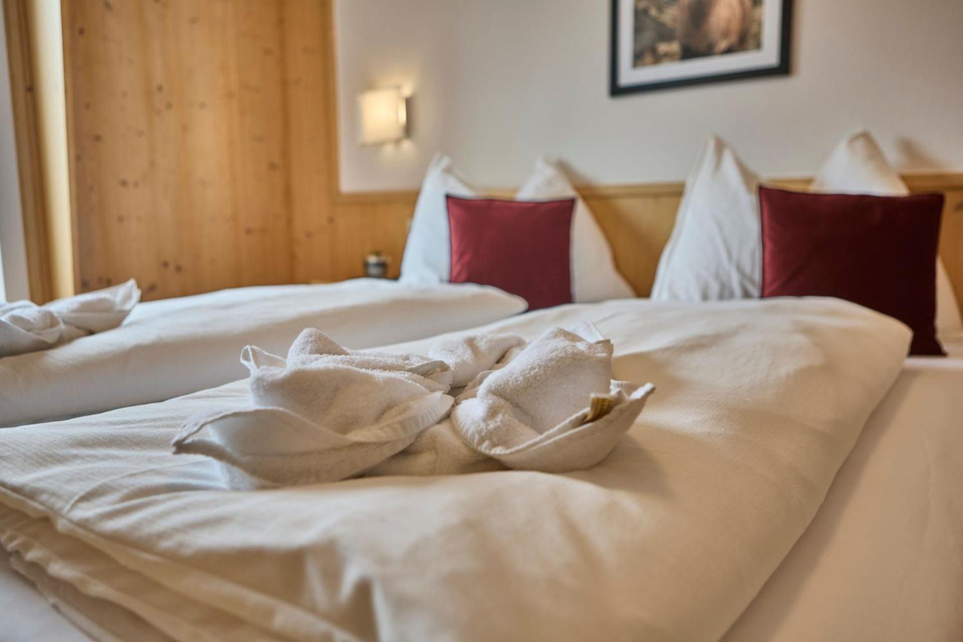 Platzhirsch Rooms - B&B - Self Check-In Piesendorf Luaran gambar