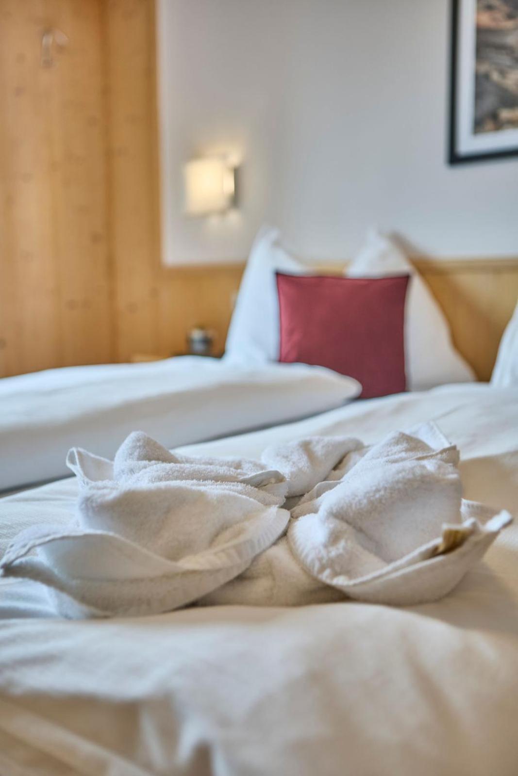 Platzhirsch Rooms - B&B - Self Check-In Piesendorf Luaran gambar